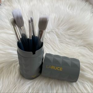 La Ruce 5 Piece Makeup Brush Kit Includes Hard Travel Case
